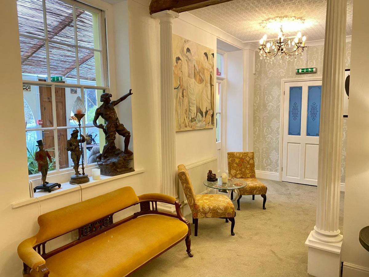 Lala Mundi Bed and Breakfast Brading Exteriör bild