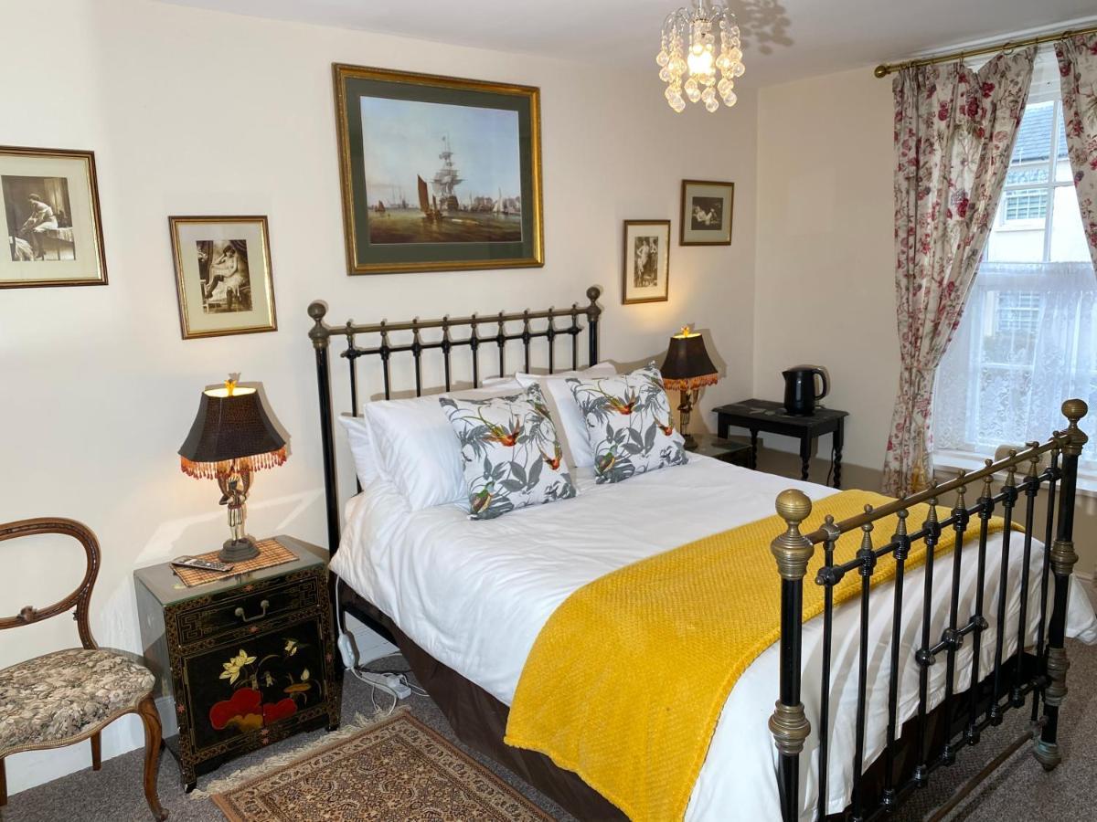Lala Mundi Bed and Breakfast Brading Exteriör bild